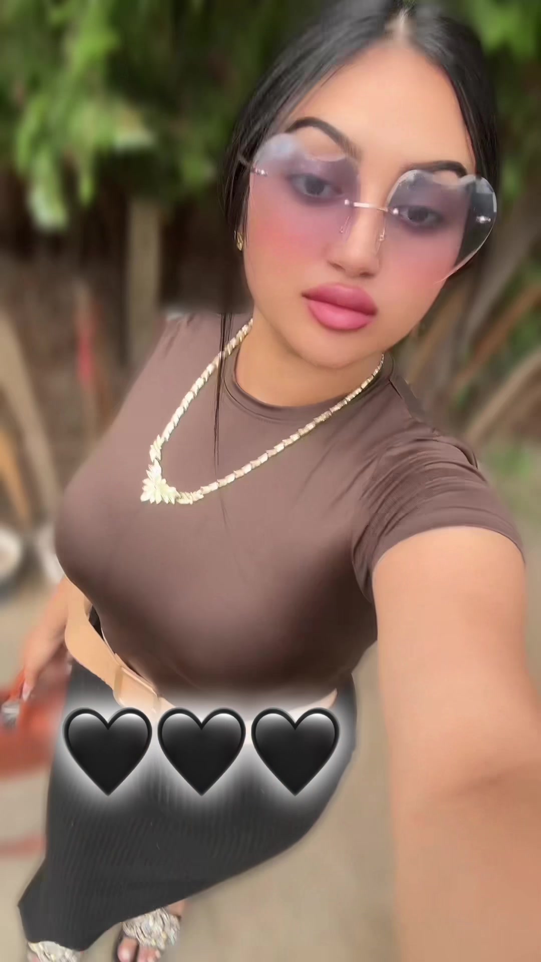 @Vivike007💋
