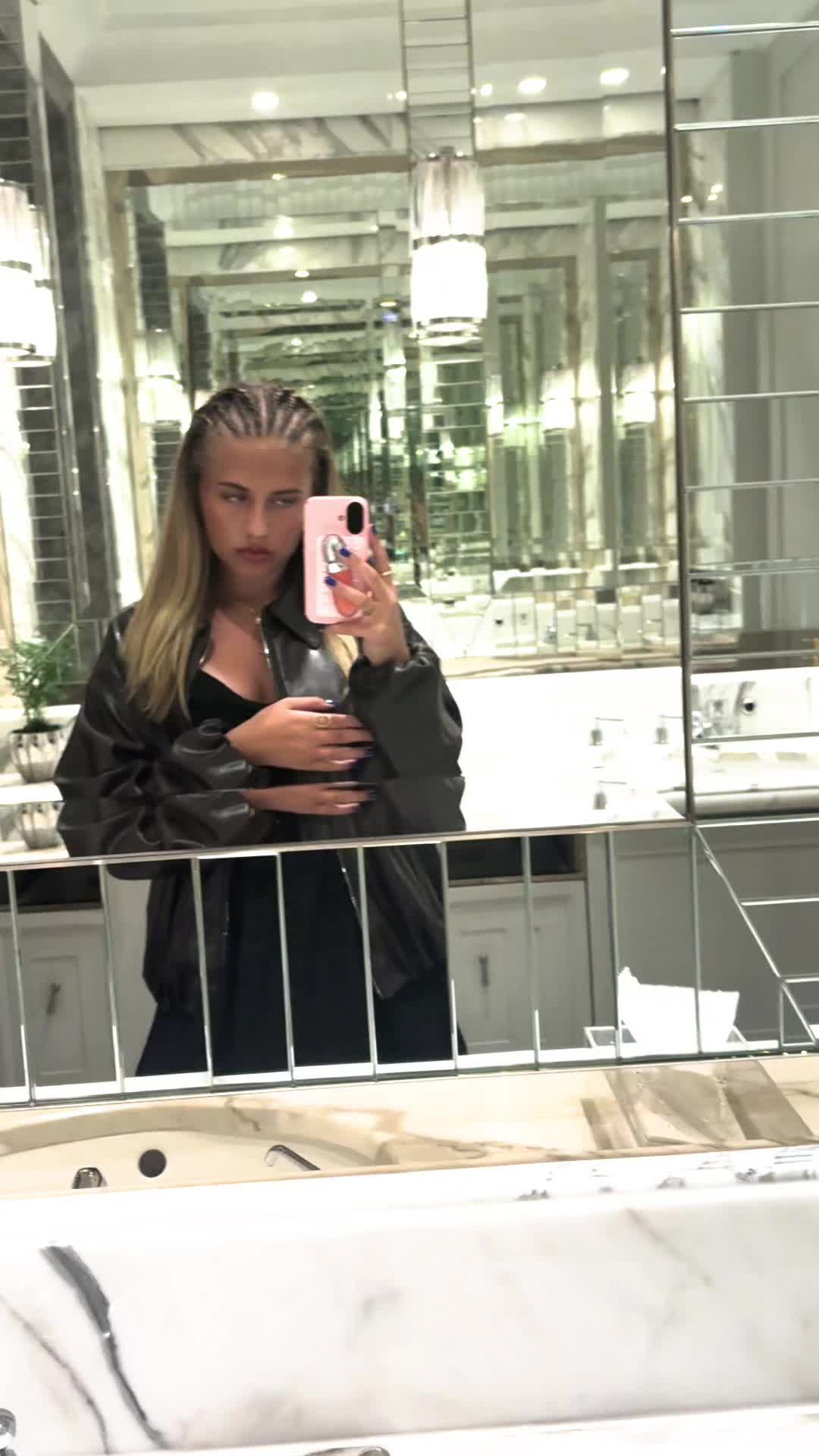 @Isabella Akesson