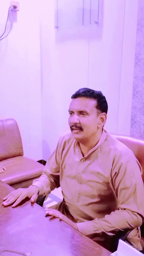 @khan g