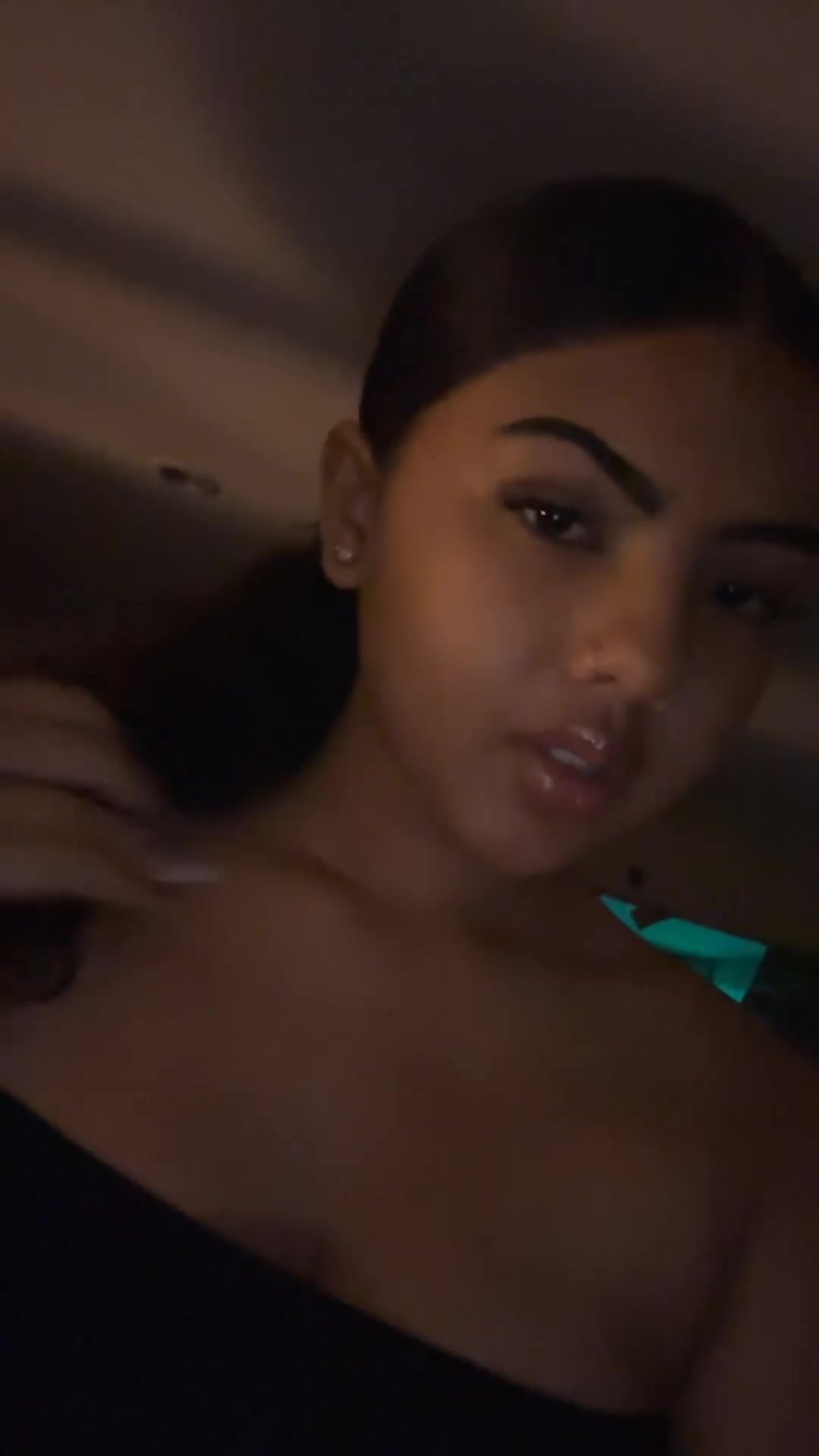 @_lxllyyy_🧟&zwj;♀️