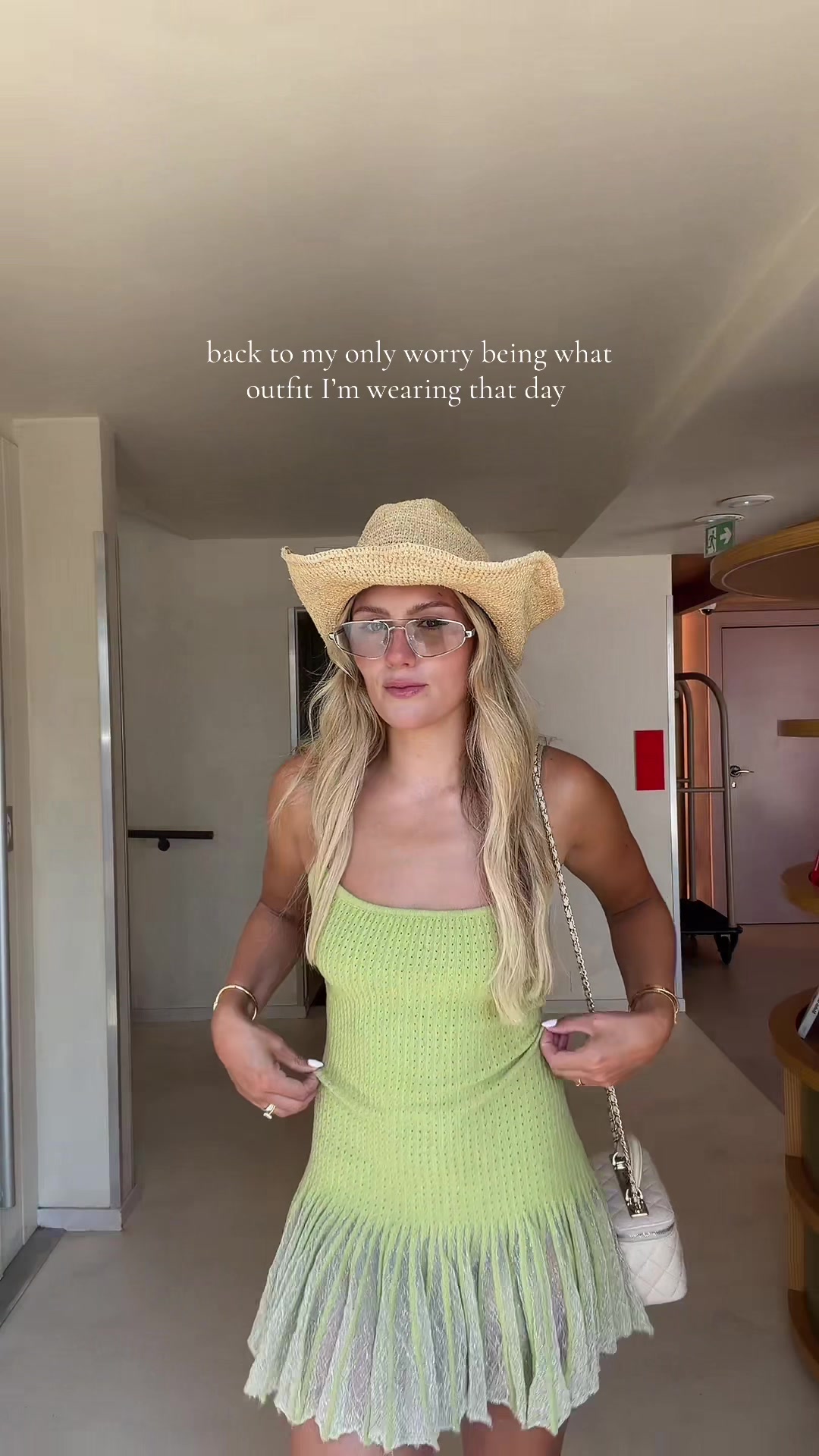 @em.russelll