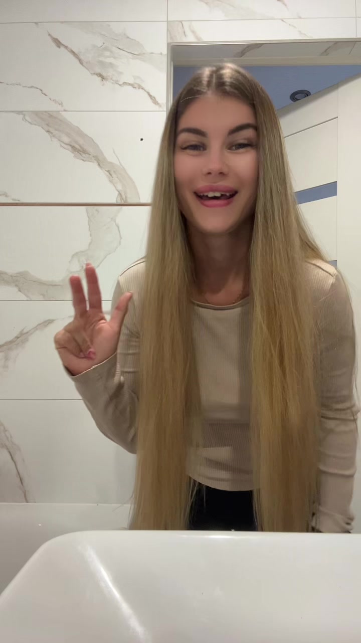 @Karola