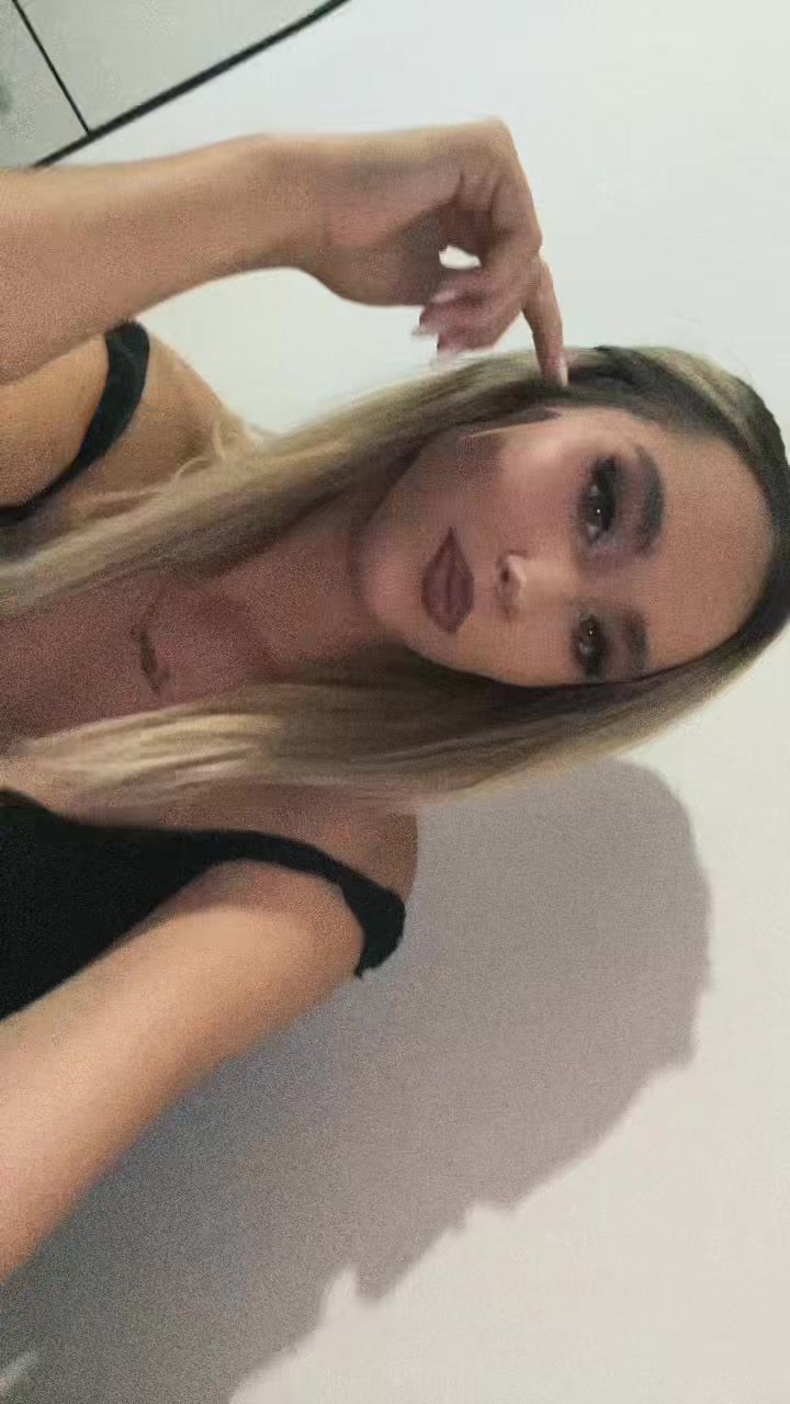 @Larisa Cazacu😝