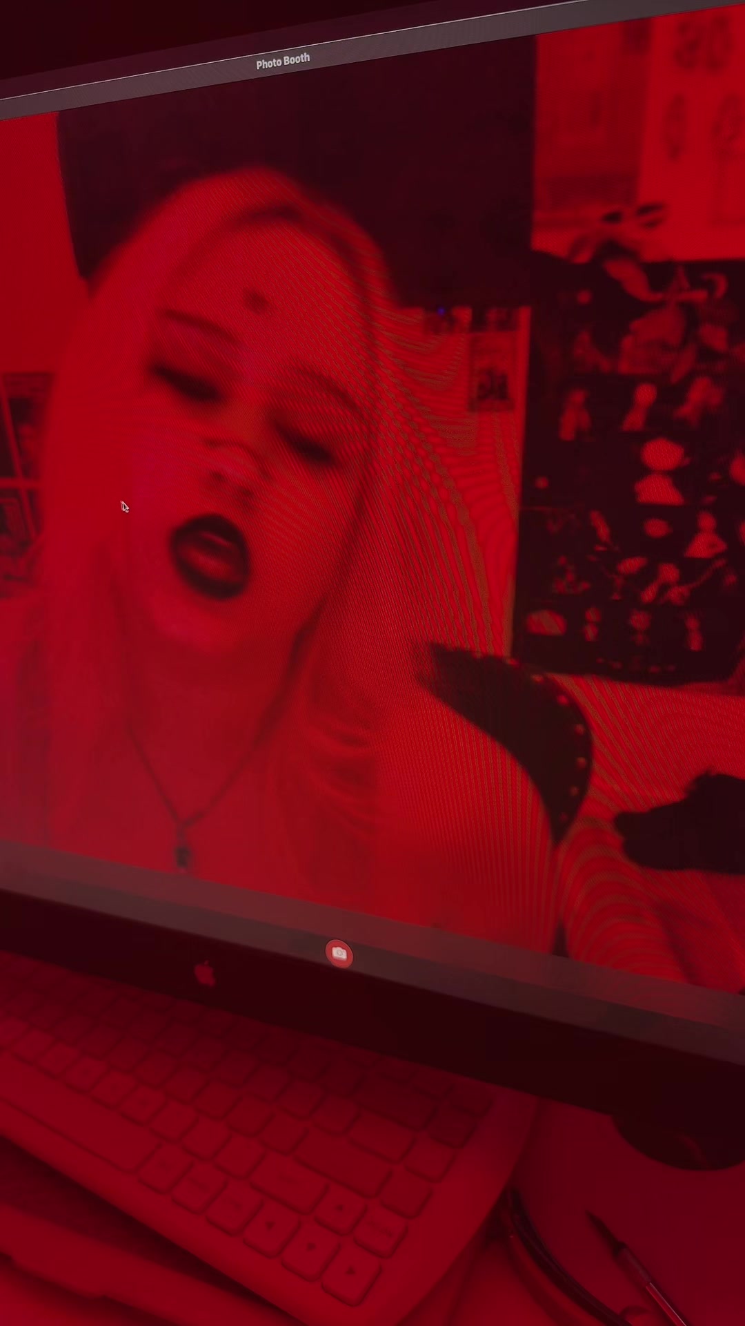 @cн&alpha;яℓєу🦇
