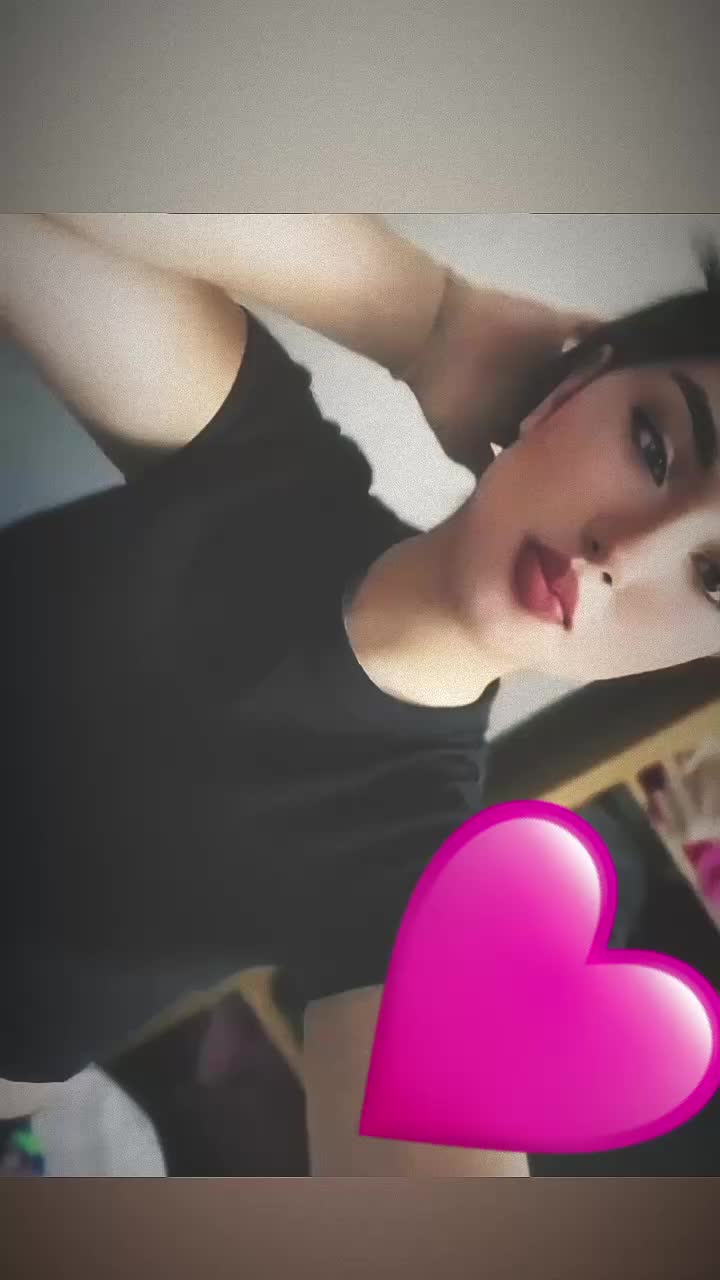 @✨Alzbeta Snm✨💋