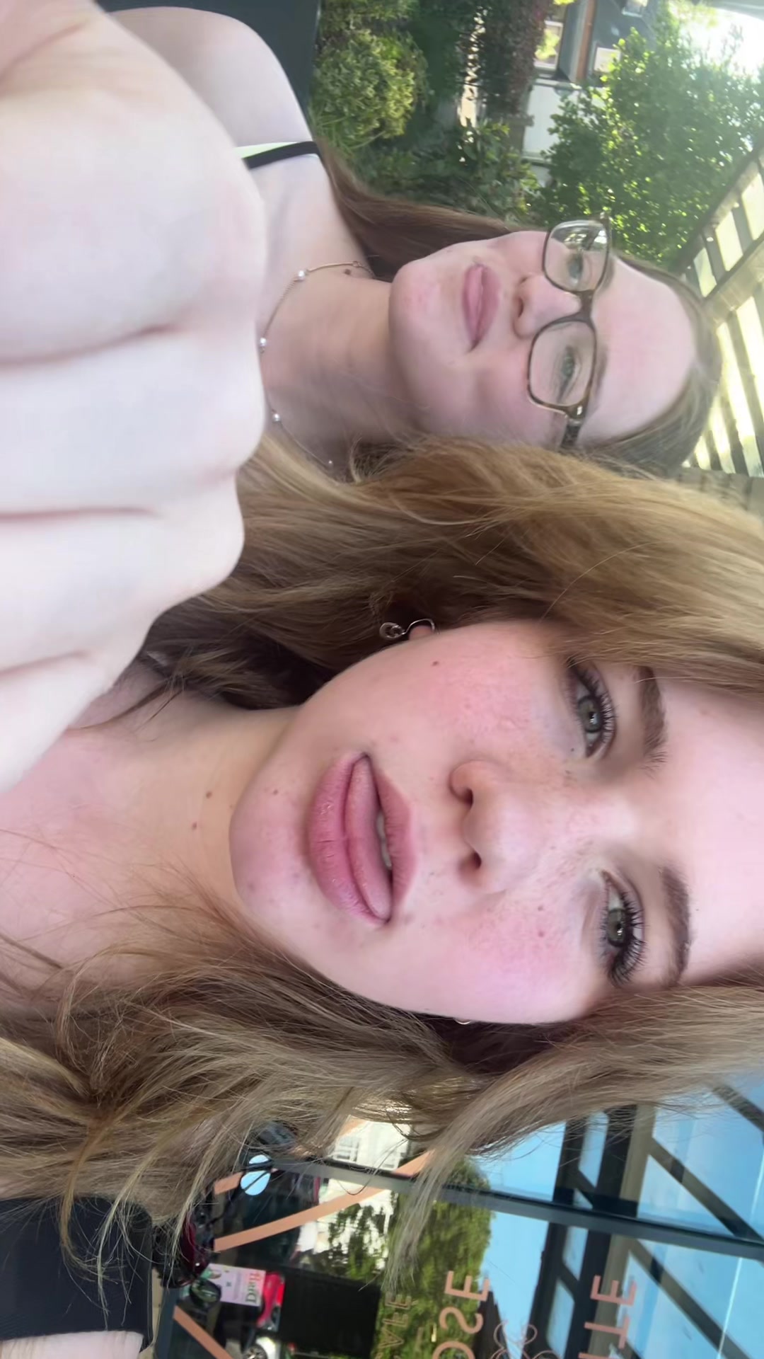 @𝖍𝖆𝖗𝖗𝖎𝖊𝖙