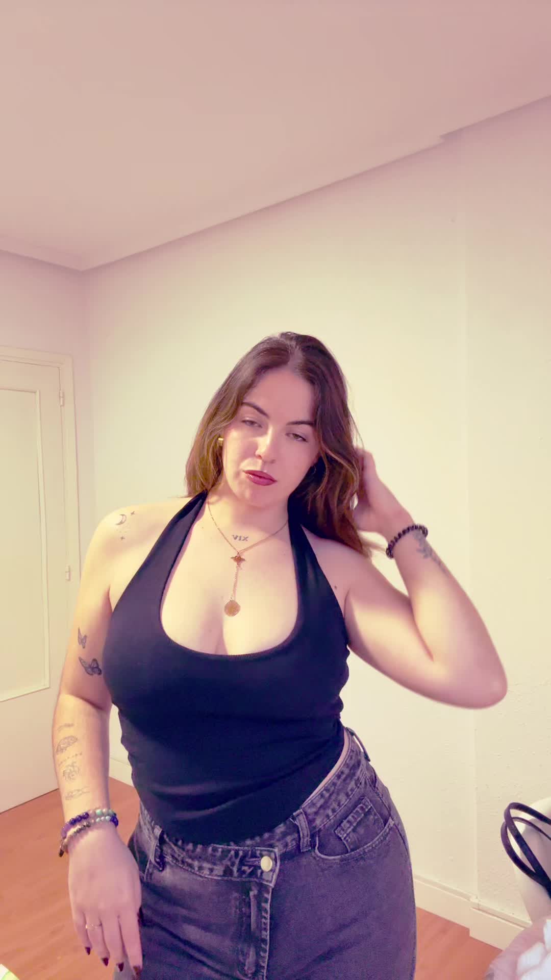 @c.tuurr