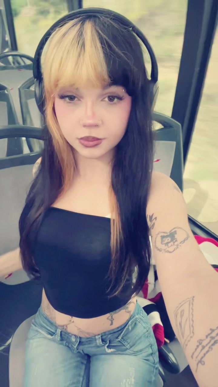 @lu(ಥ_ಥ<3