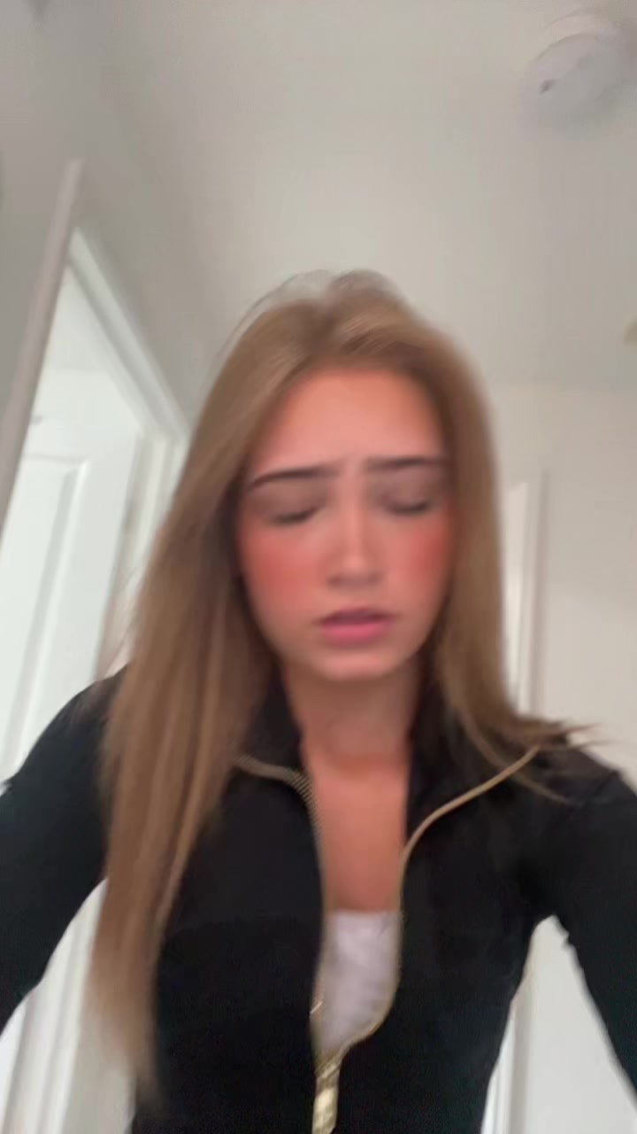 @Lolamaude89