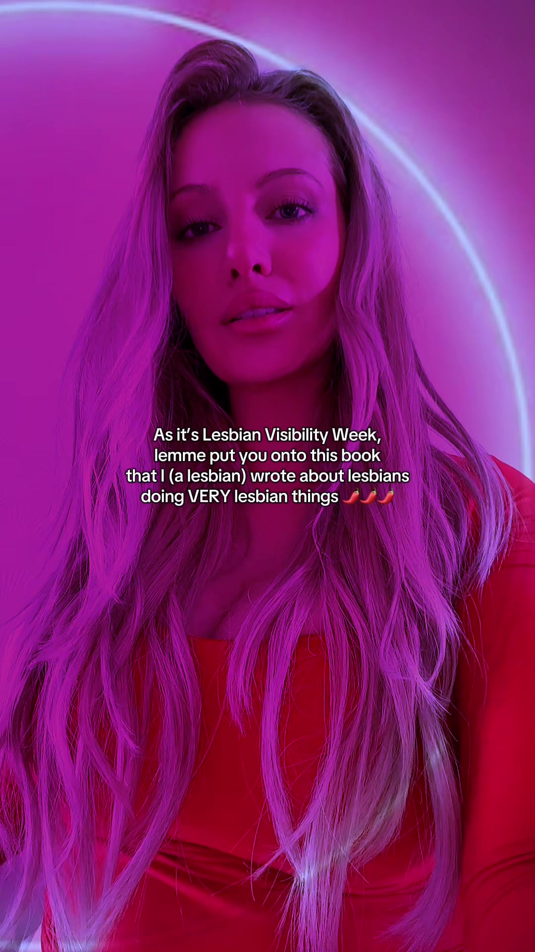 @Lisa J Evans sapphic author ⚢