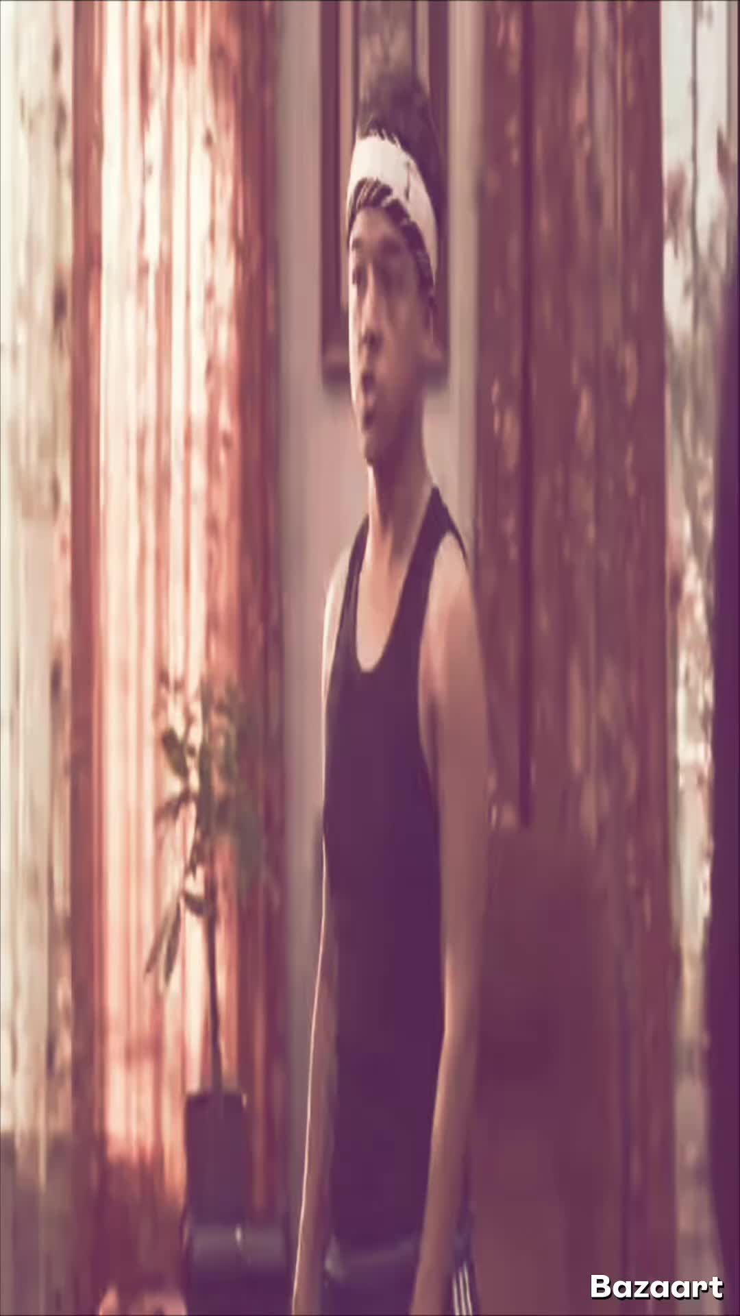 @⃟