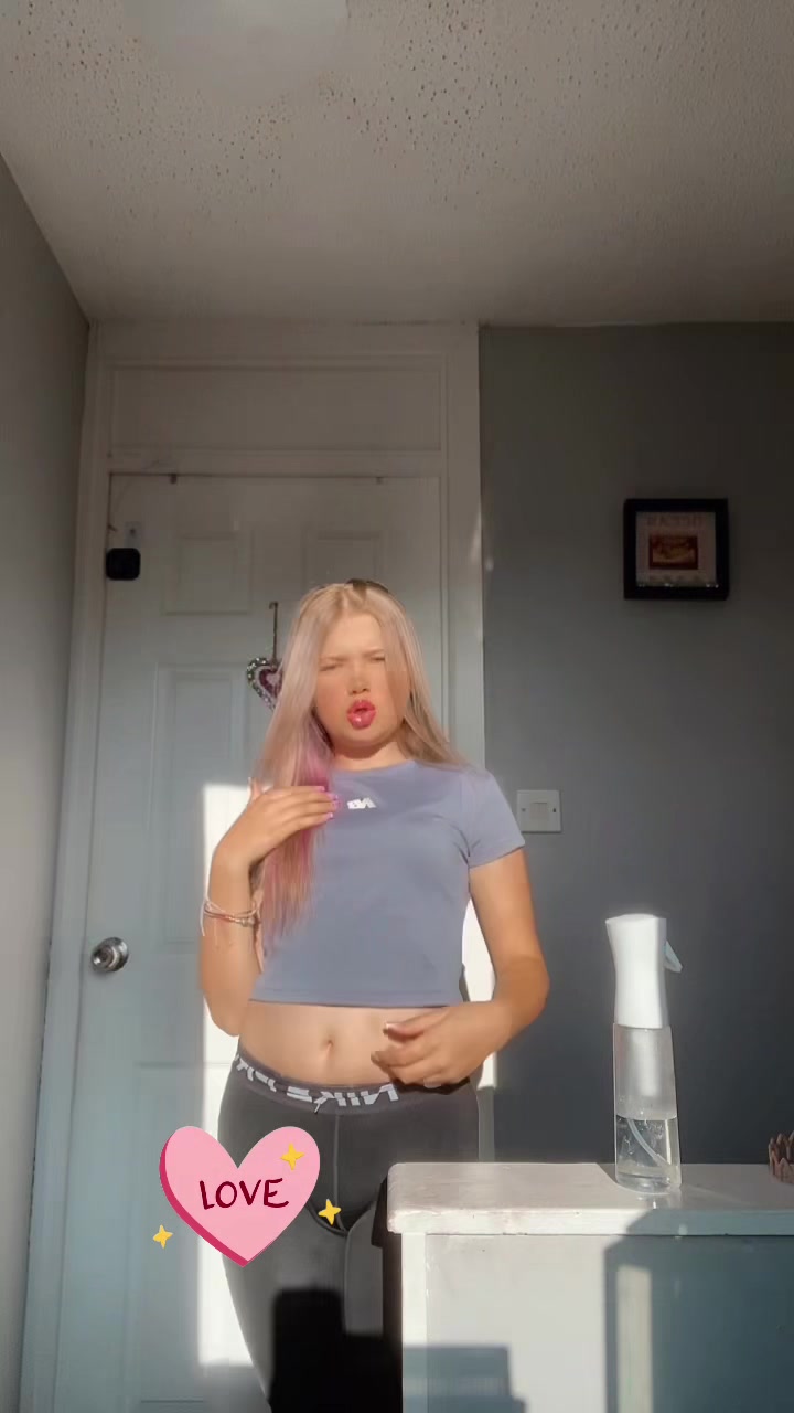 @Scarlett Garside