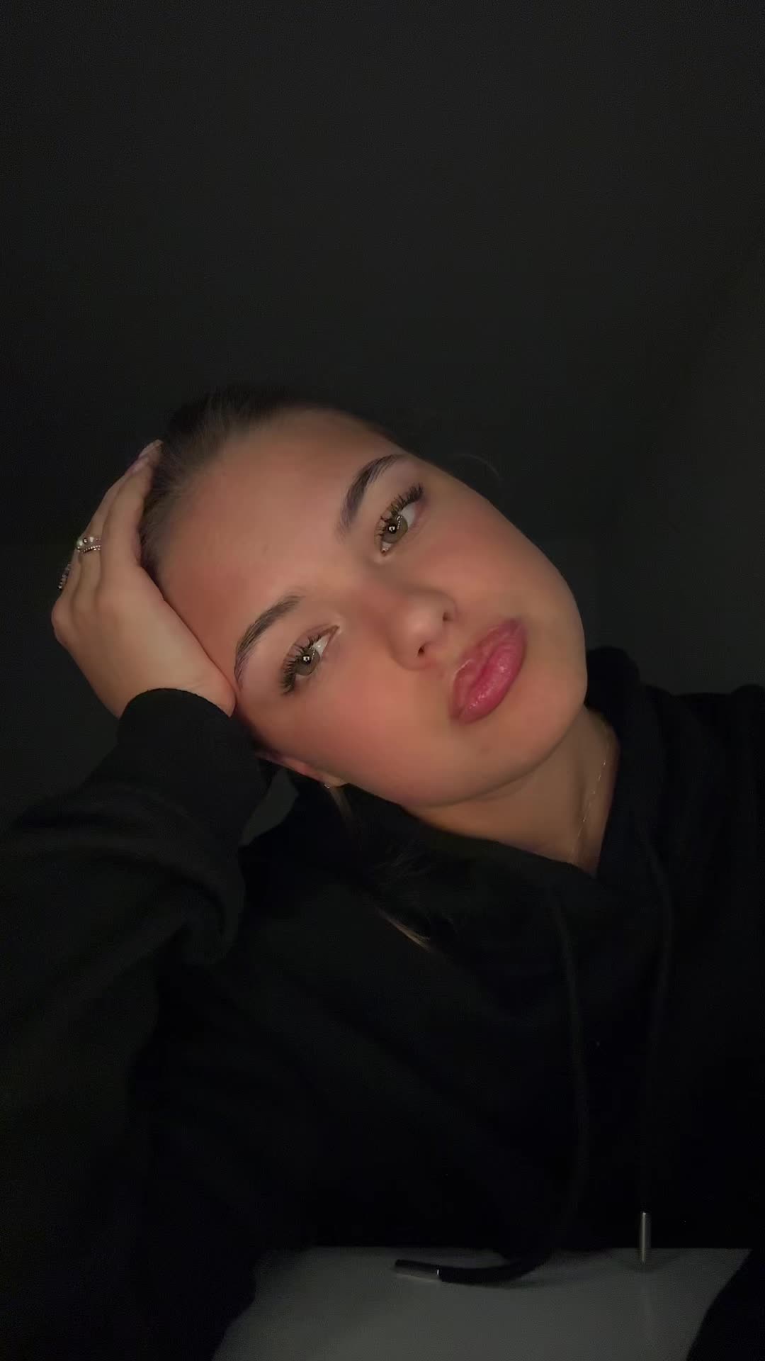 @𝐶𝑎𝑡ℎ𝑙𝑦𝑛