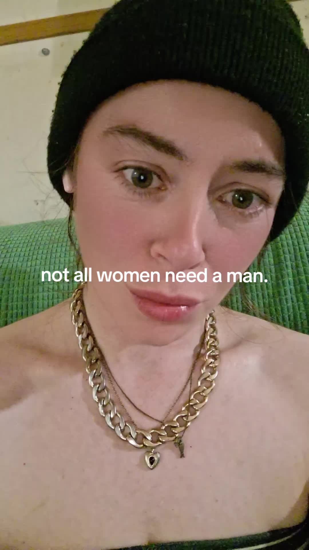 @lollyybmnqh