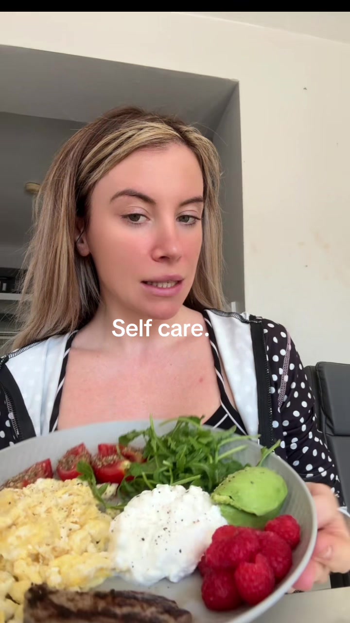 @GeorgiaFrancis &bull;Relatablemum&bull;