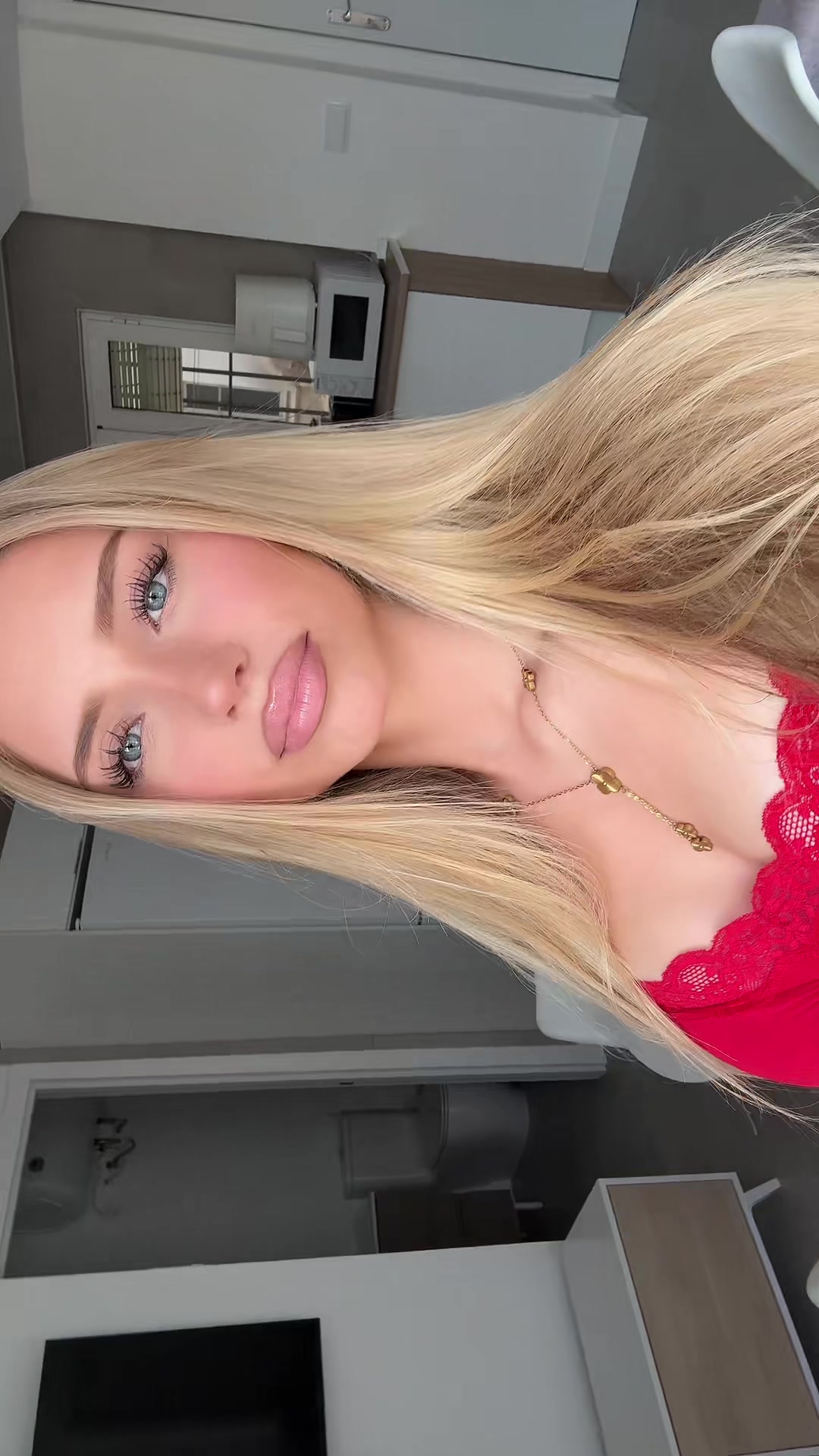 @zoee