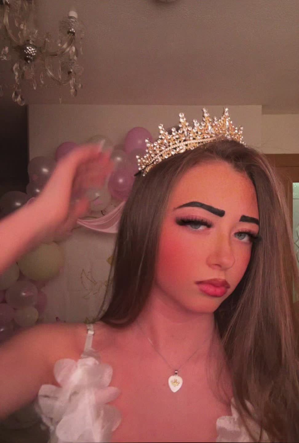 @lilydelaney141