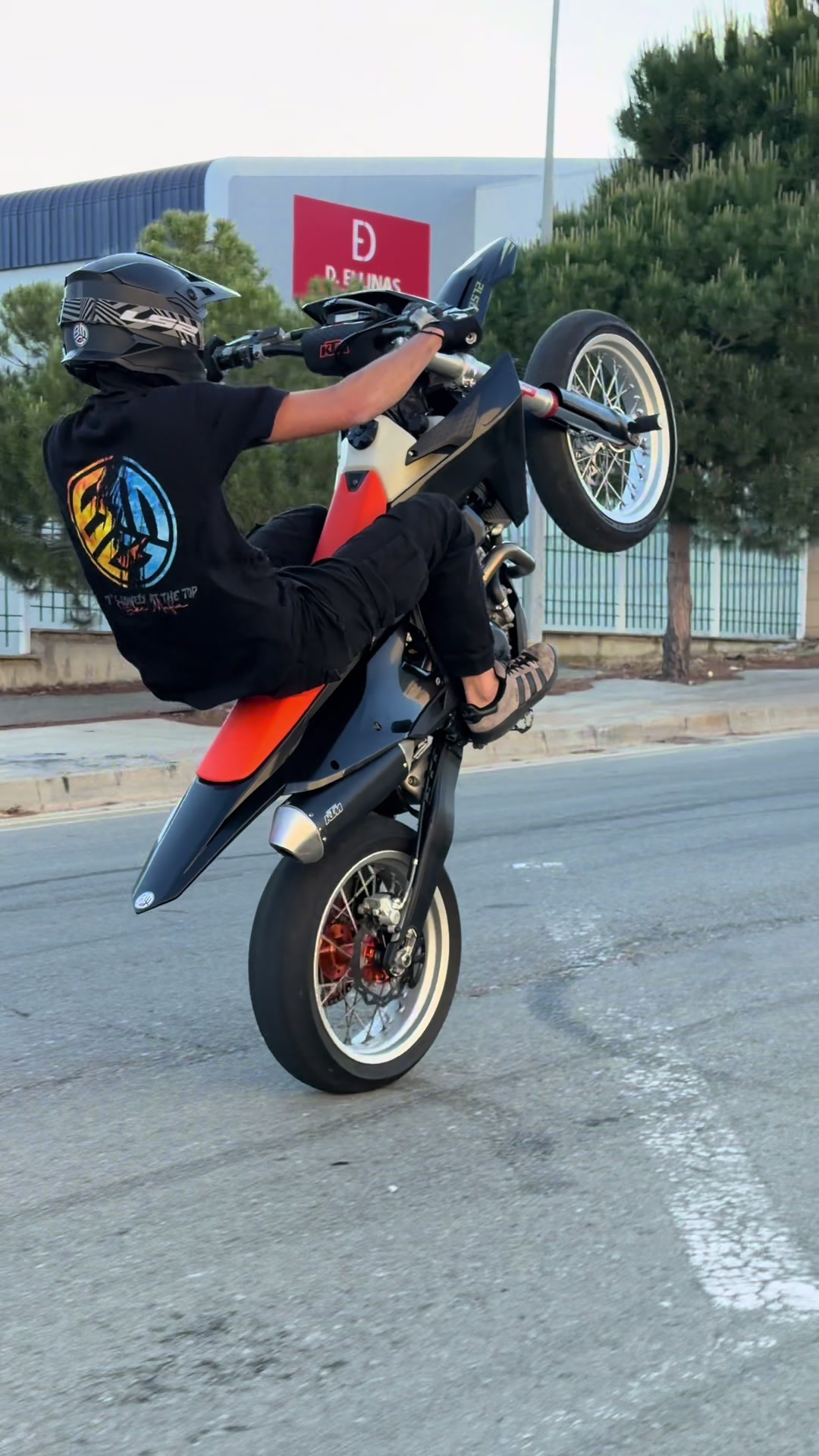 @Padrider_