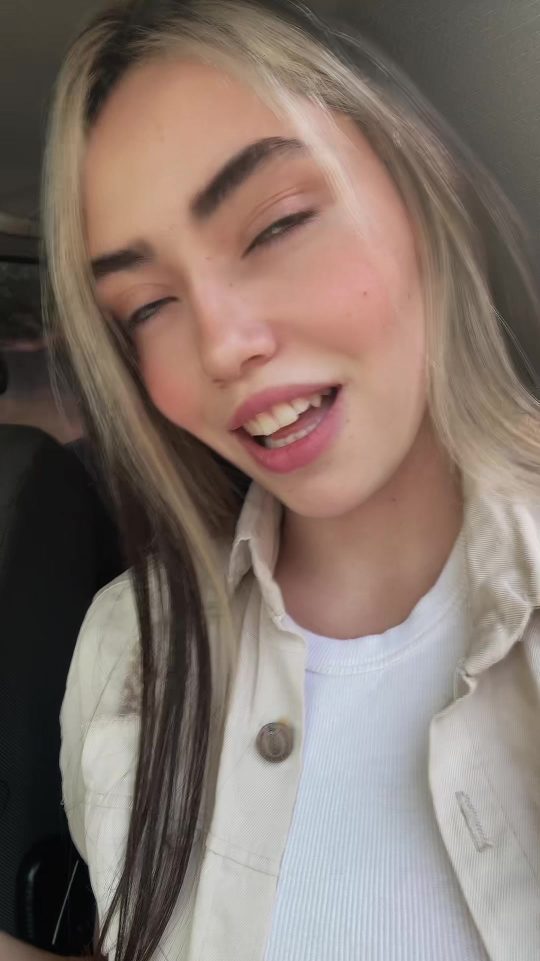 @Niayesh Khanian
