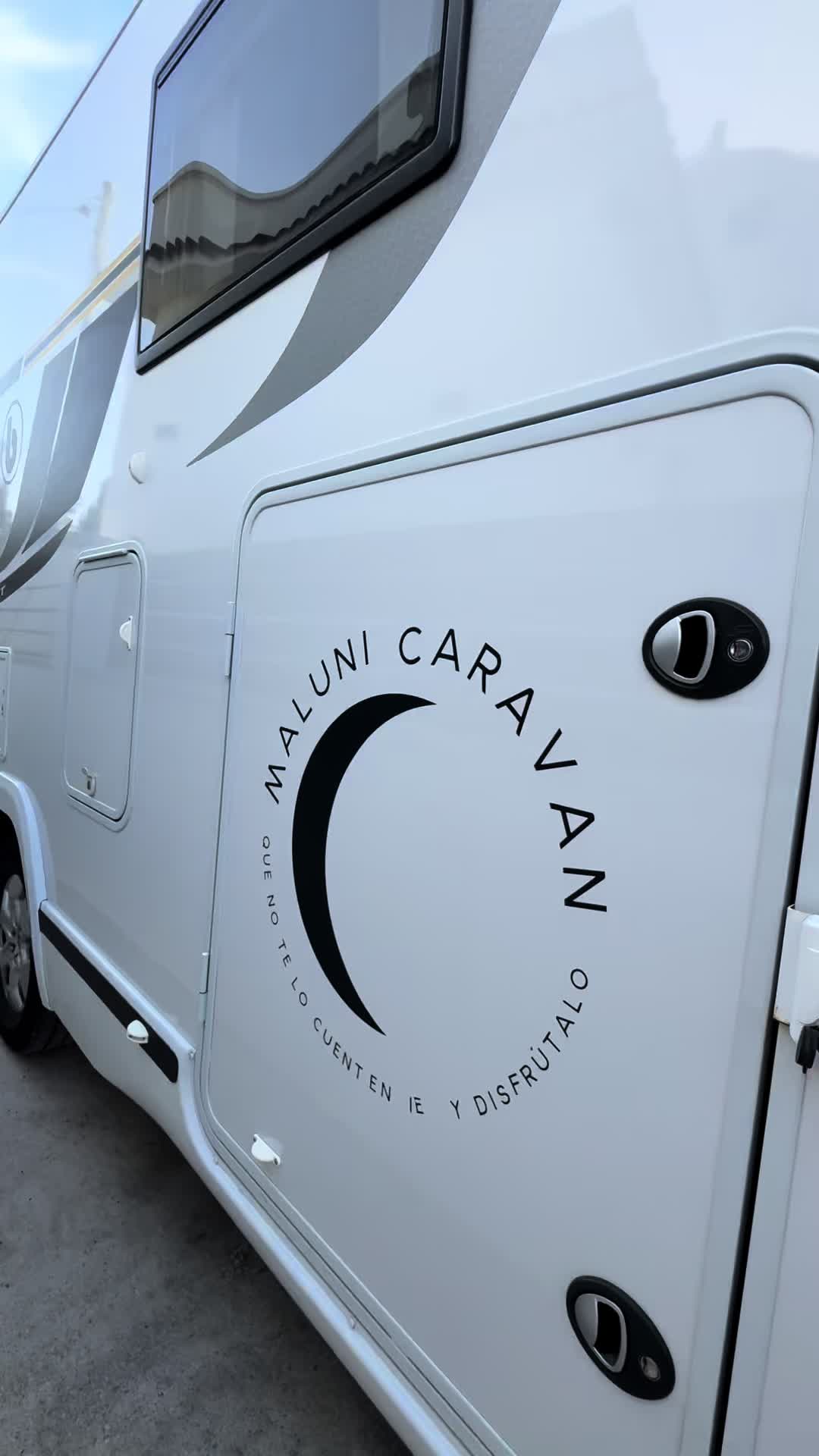 @MALUNICARAVAN