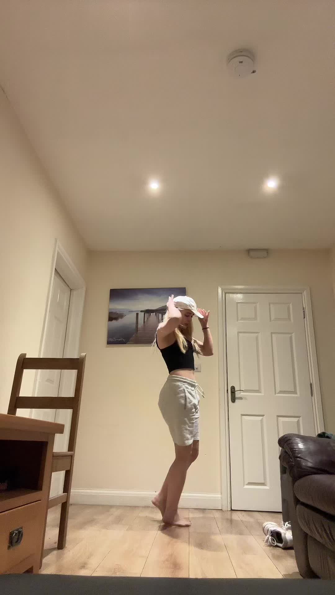@tills4368