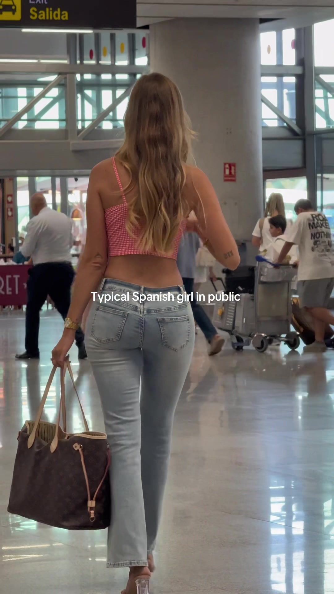 @LAURA MEDINA
