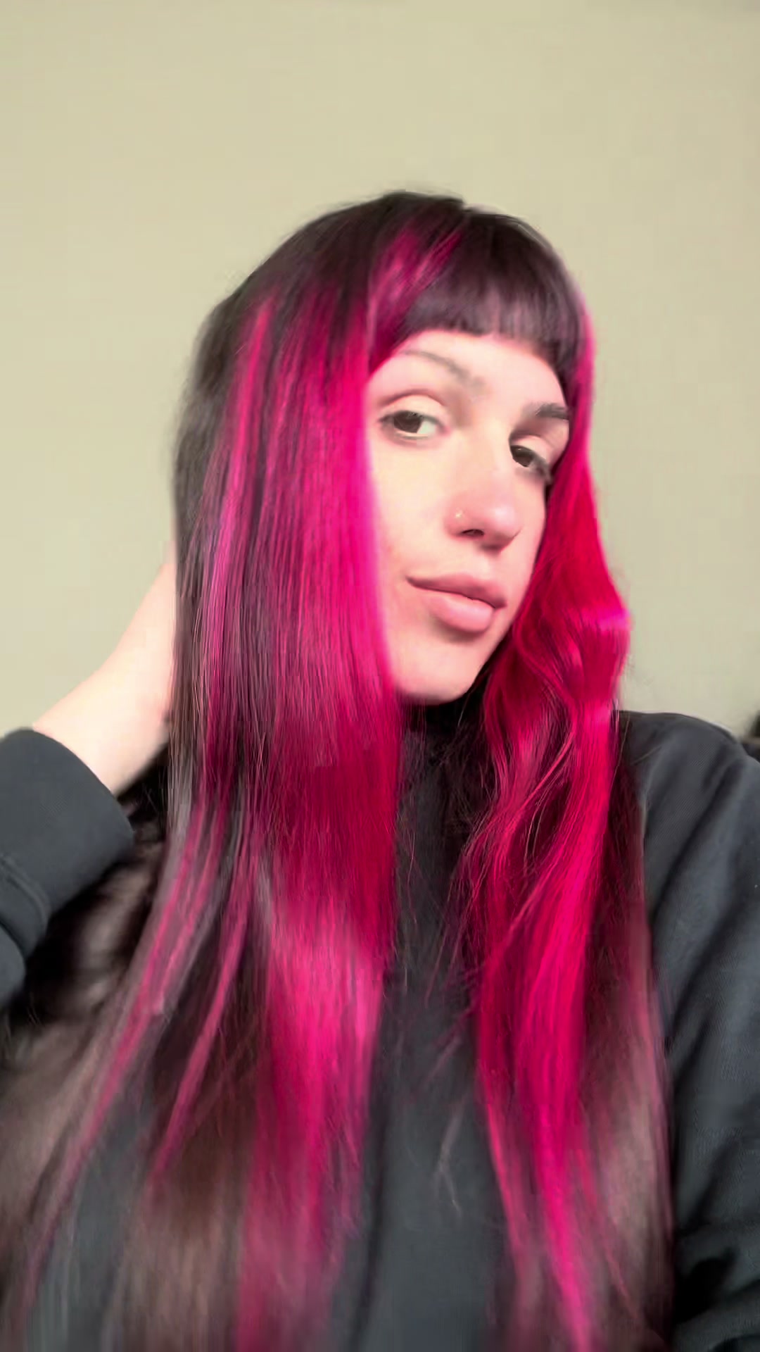 @queenivyquinn