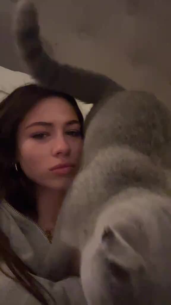 @Ellie