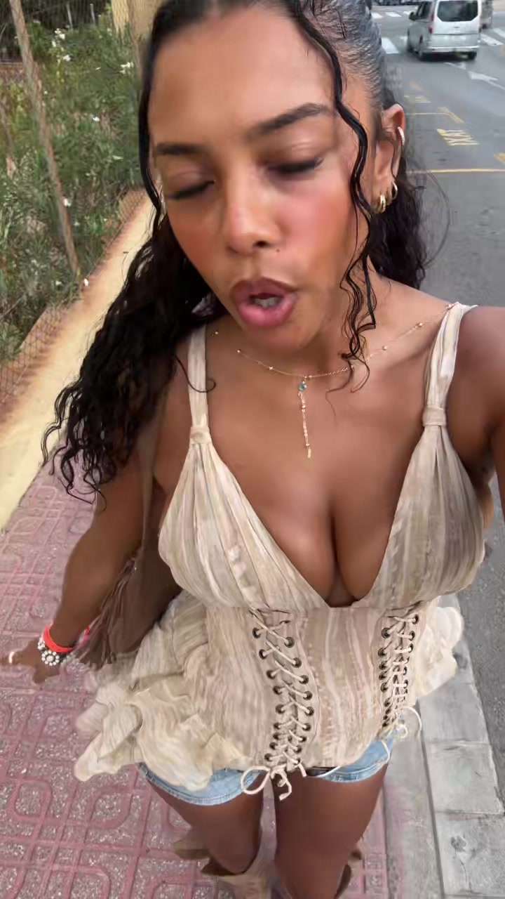 @Ren&eacute;e