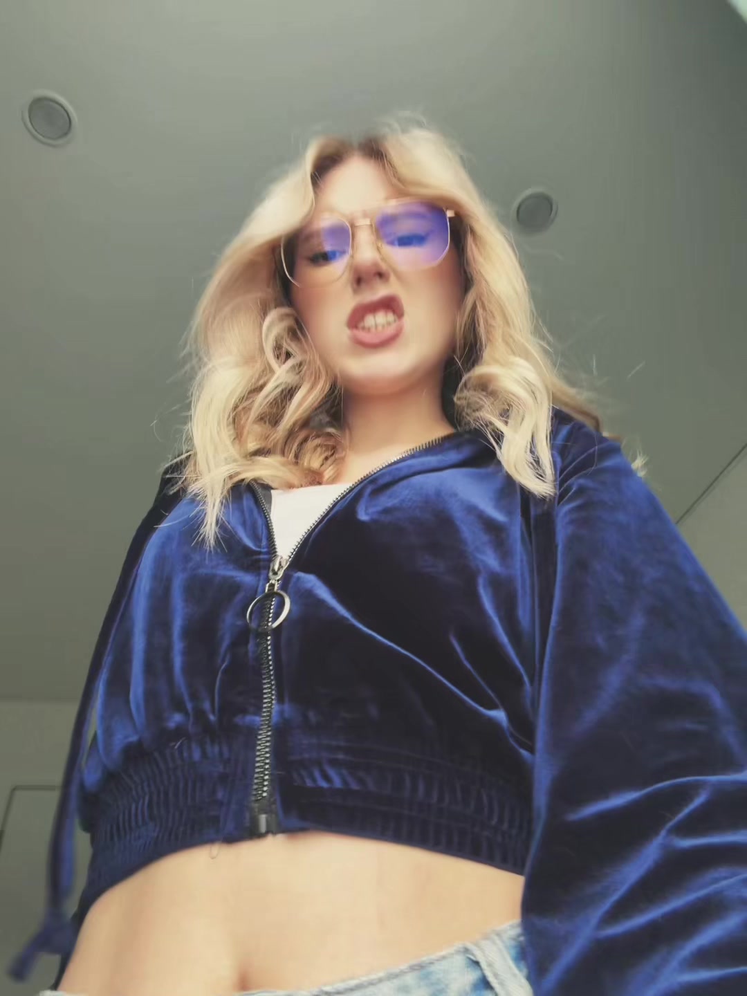 @polllinka