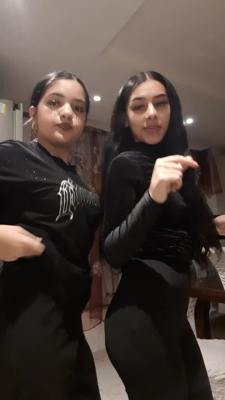 @TheyyLuvvFredyy(。◕‿◕。✿)