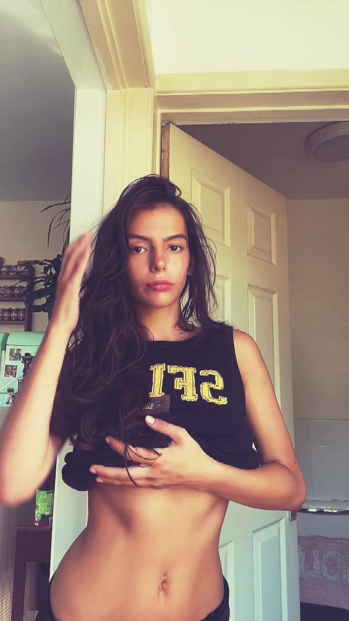 @Ella