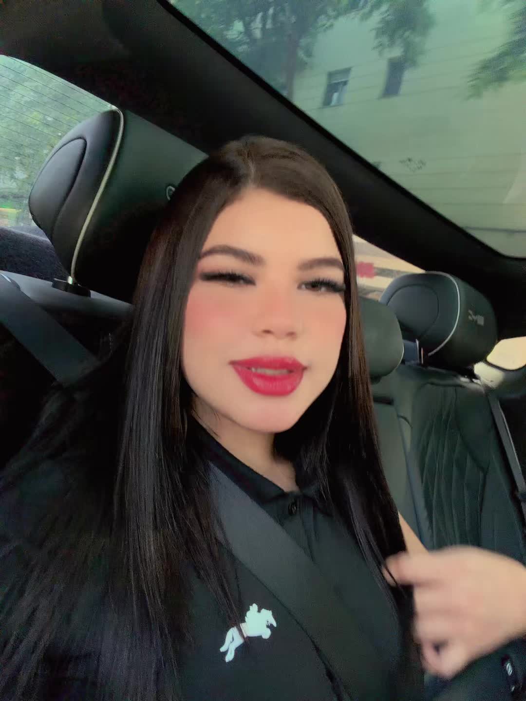 @Ori Romero🤍✨