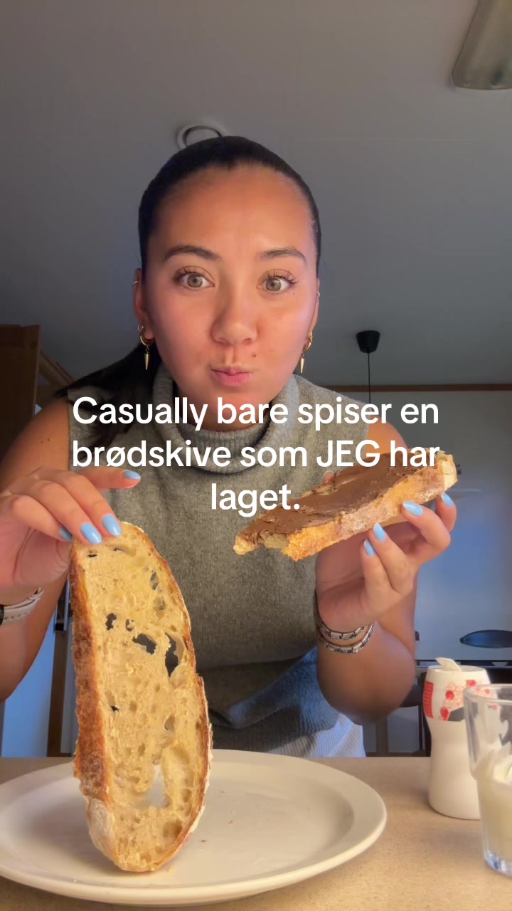 @CAROLINE SOLBERG