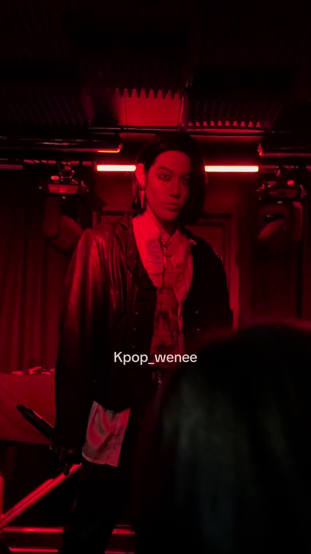 @kpop_wenee