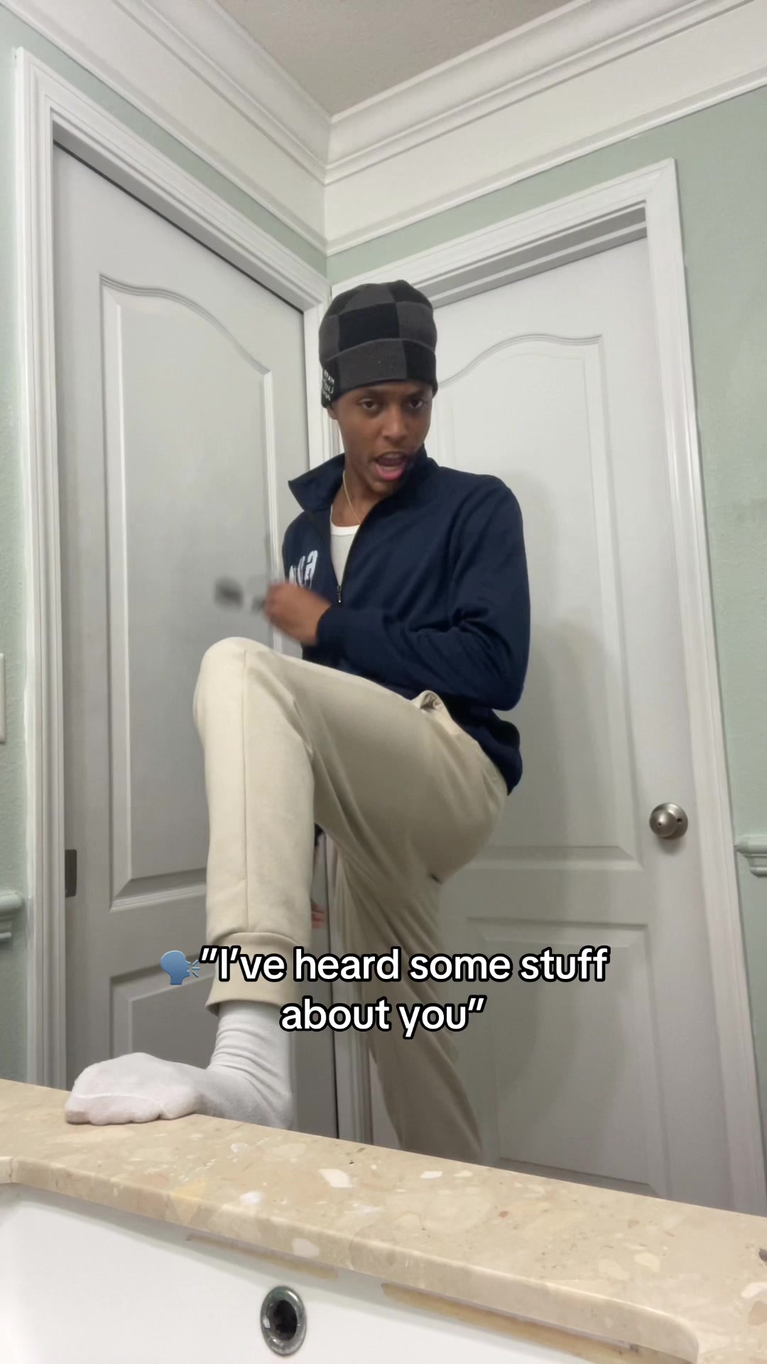 @Kj._.