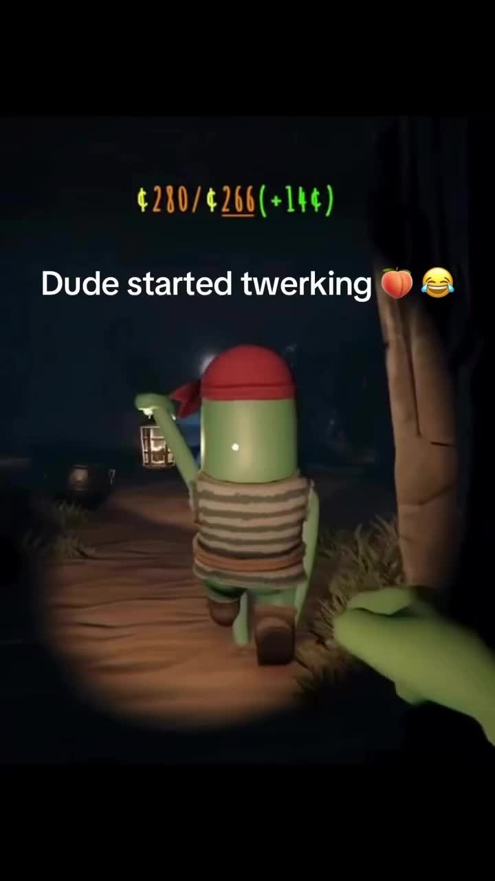 @🐼