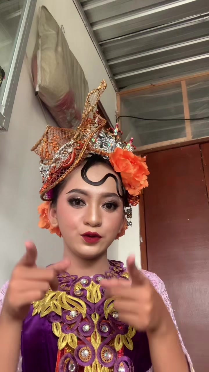 @nadyaa
