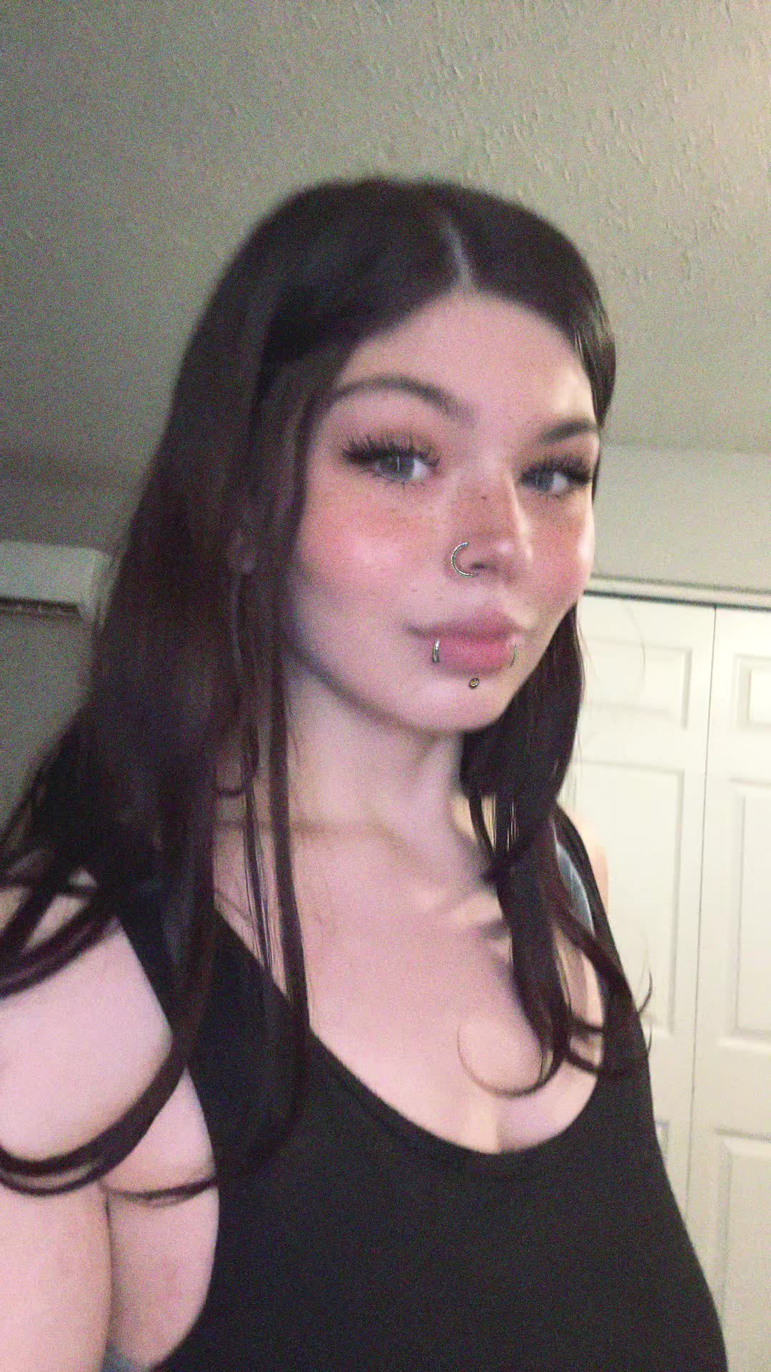 @Zezi the emo clown 🖤🤡😝
