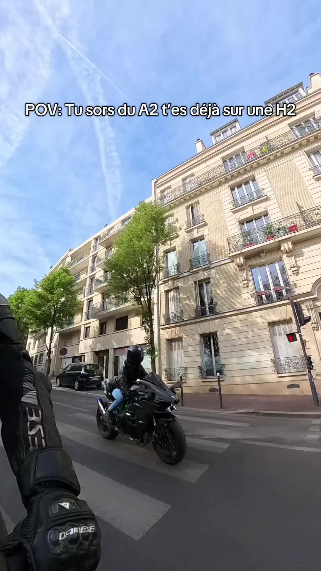 @Coralie 🏍️