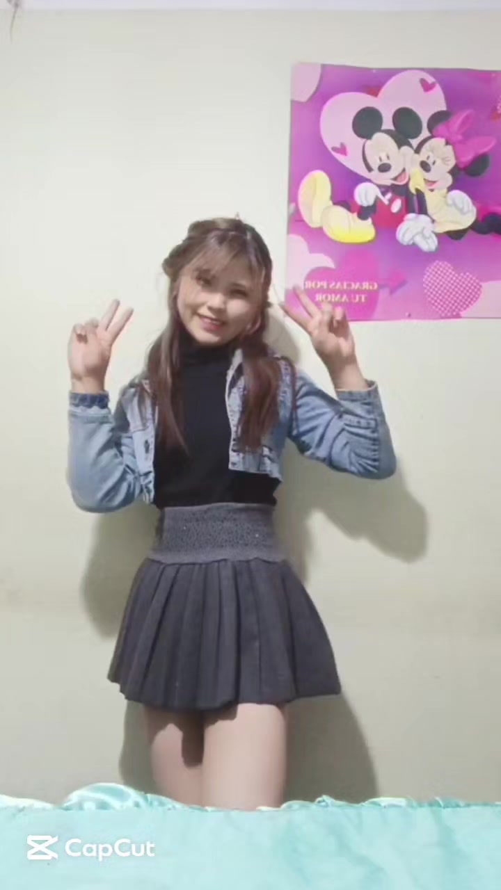 @Jhilma Escarleth😸