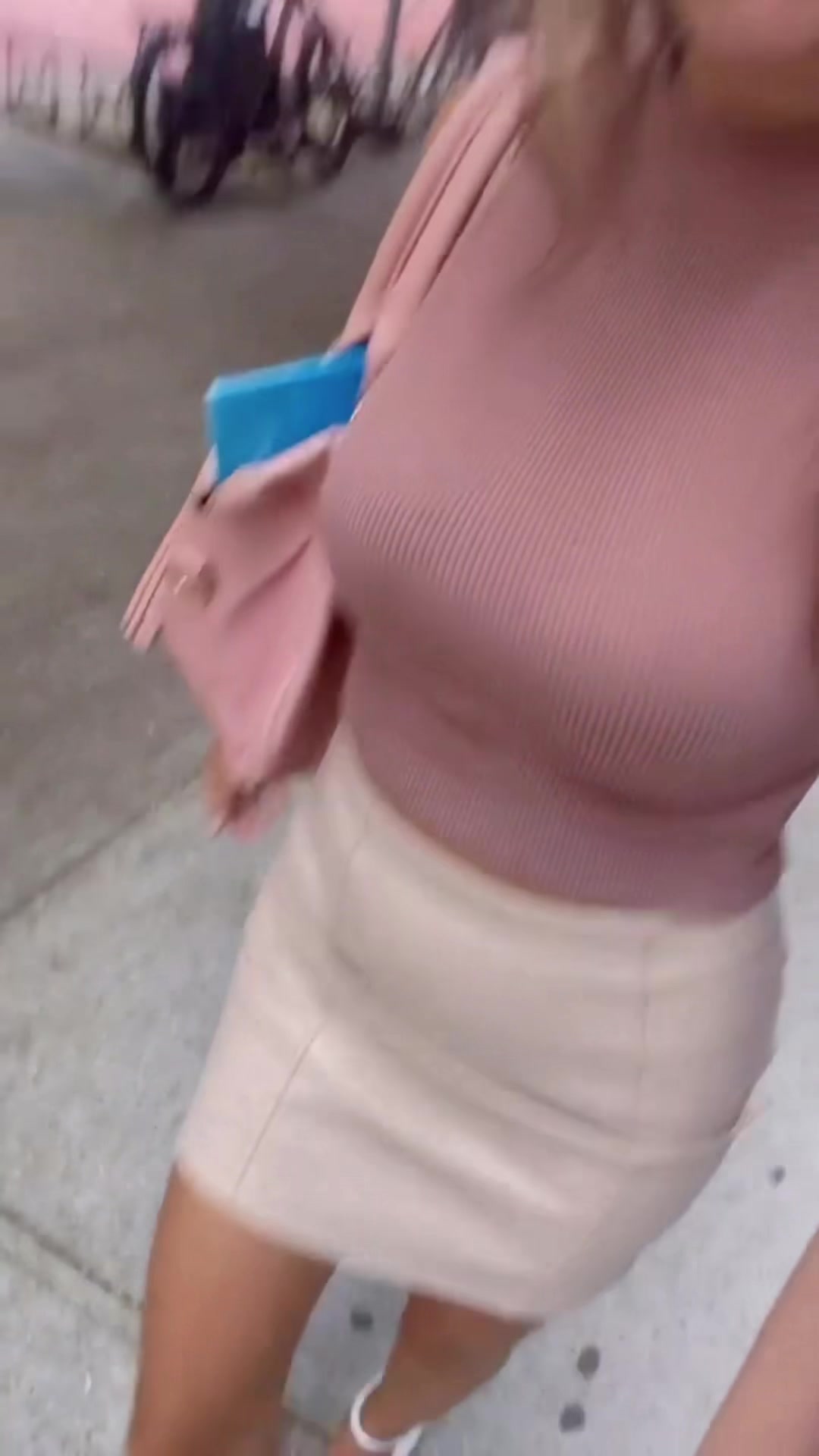 @sabrinakaraqi
