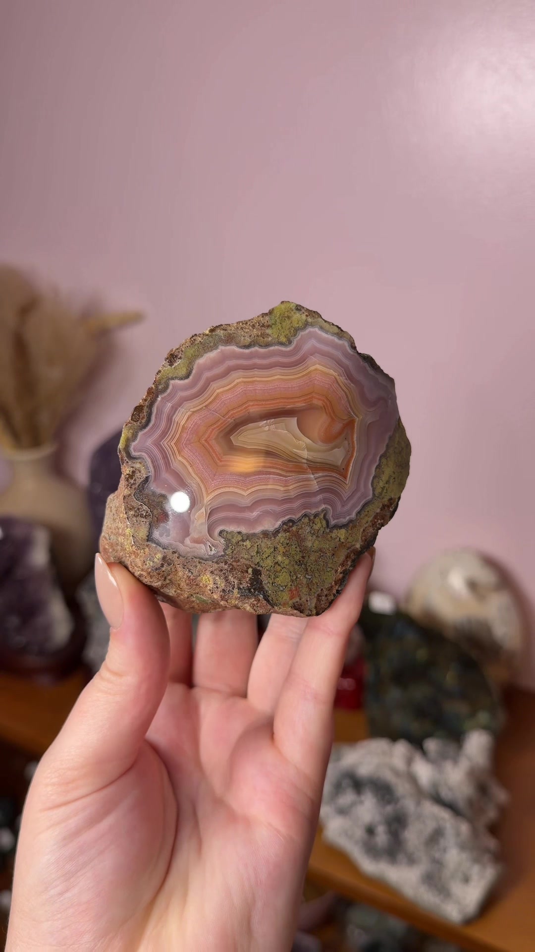 @beautiful aura crystals