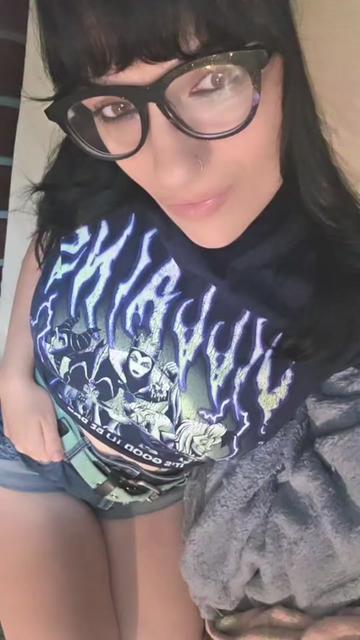 @BeautifulxDisaster🖤💀xx