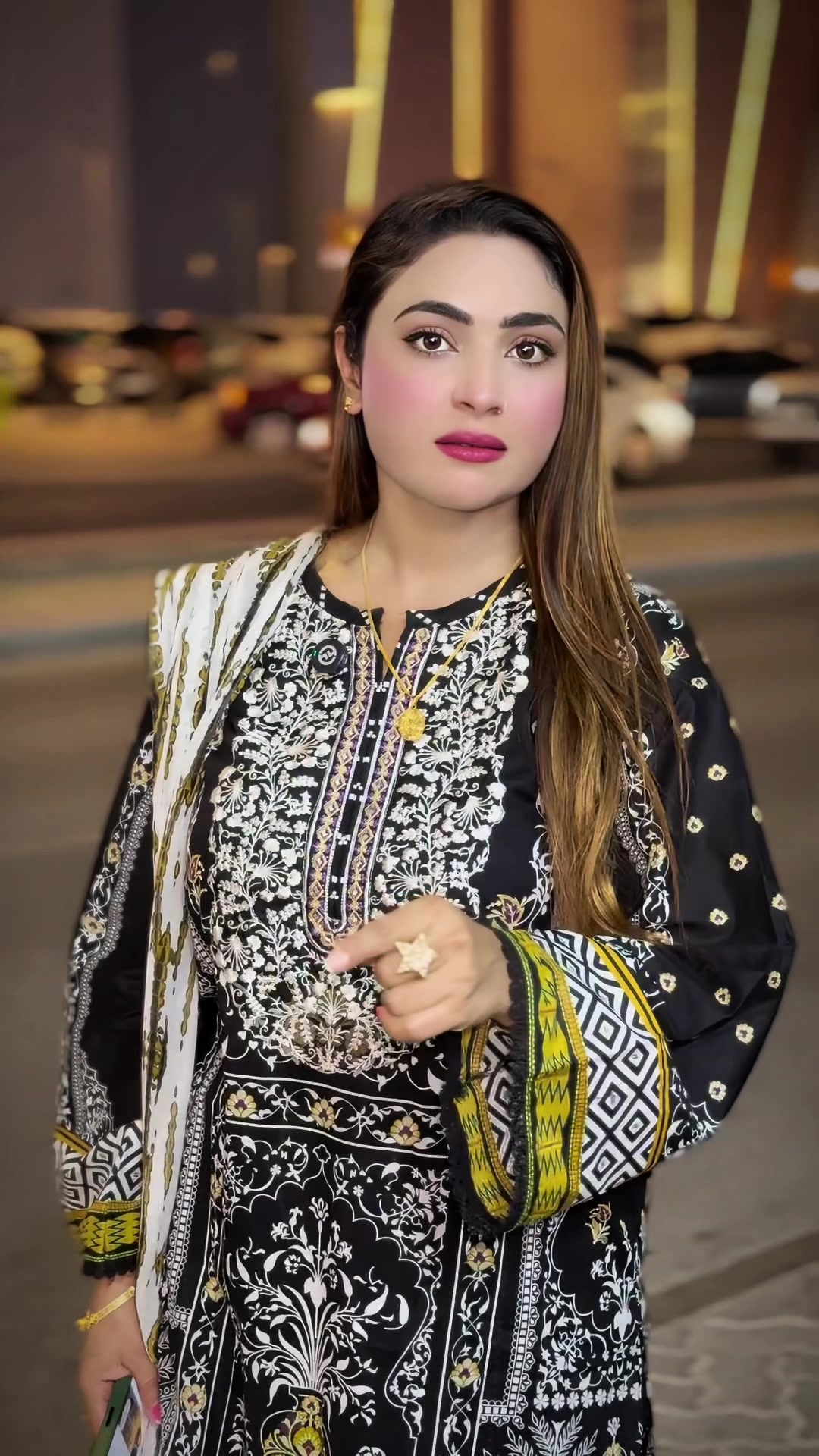 @Rubi Ali110