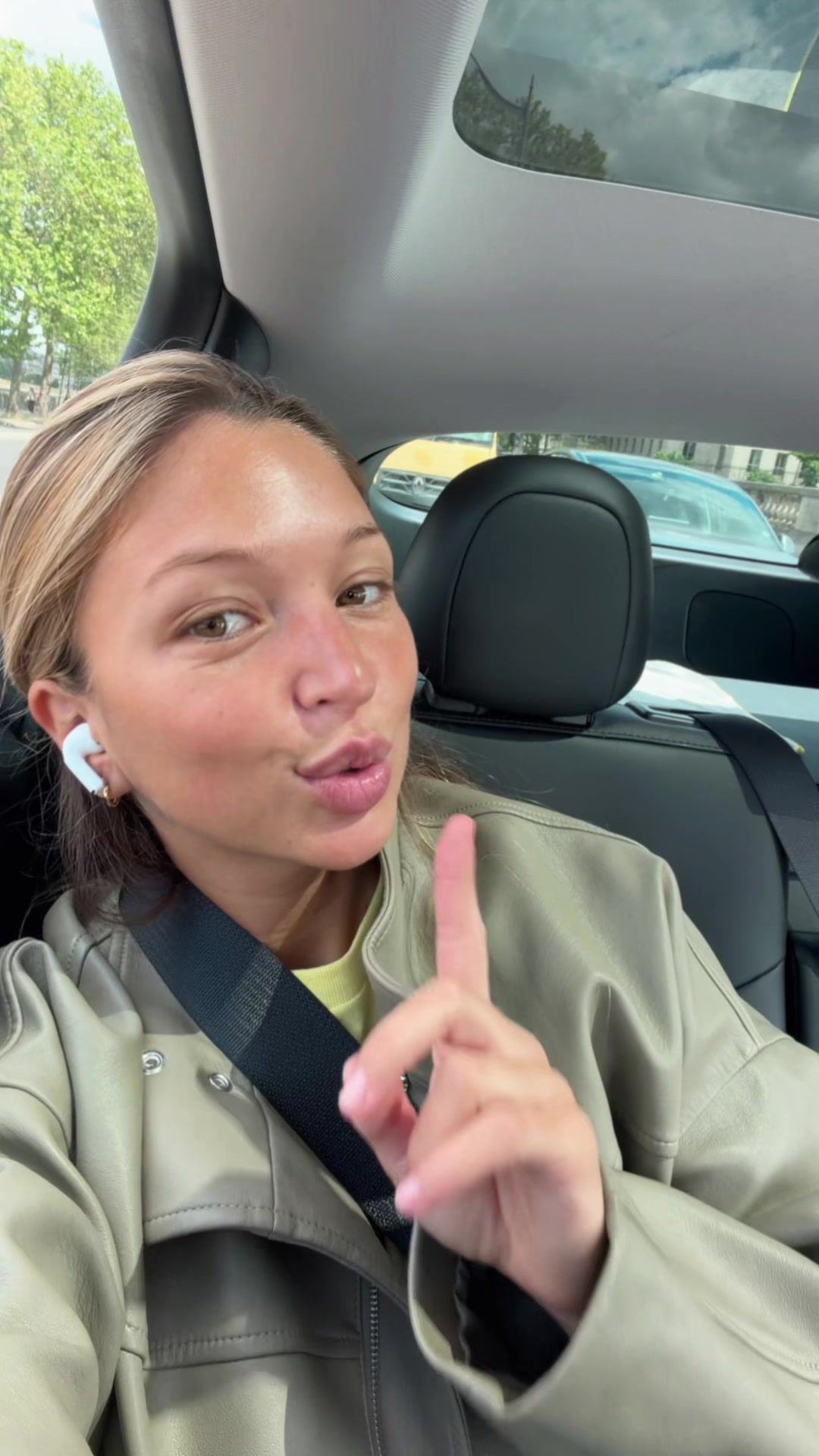 @Eva