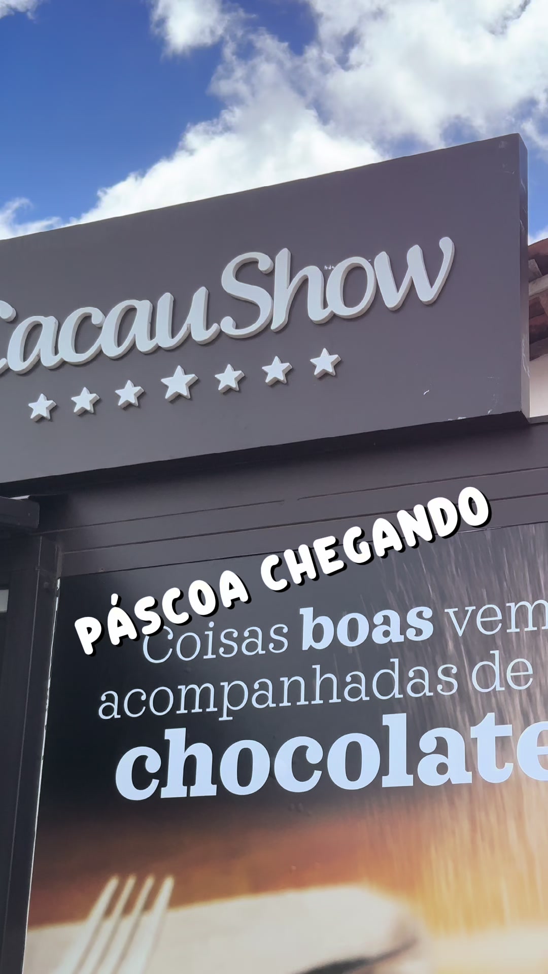 @L&iacute;via Souza