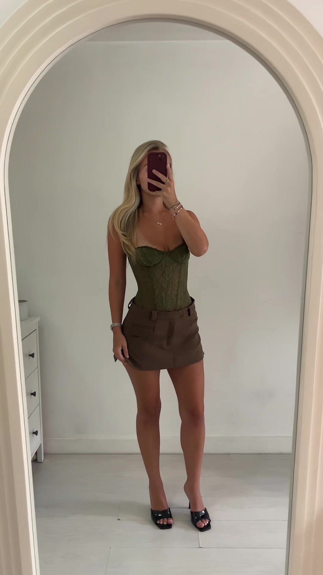 @Sadiesaundersxx