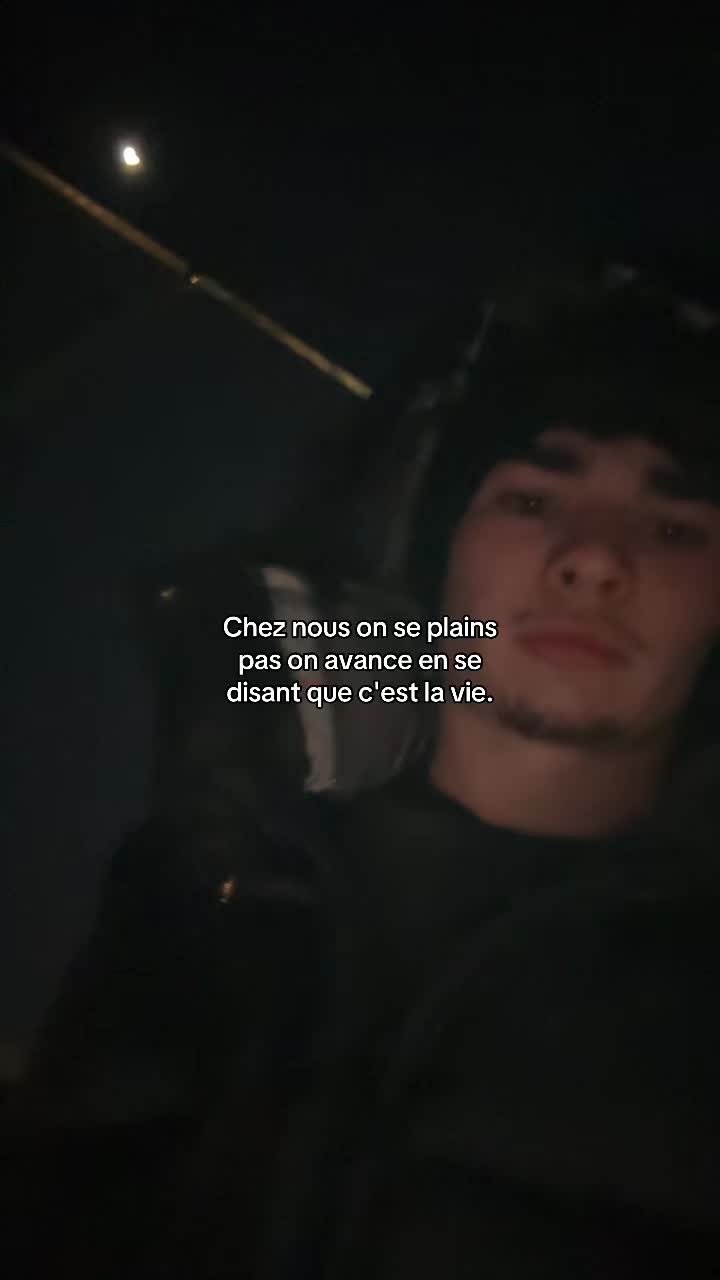 @~