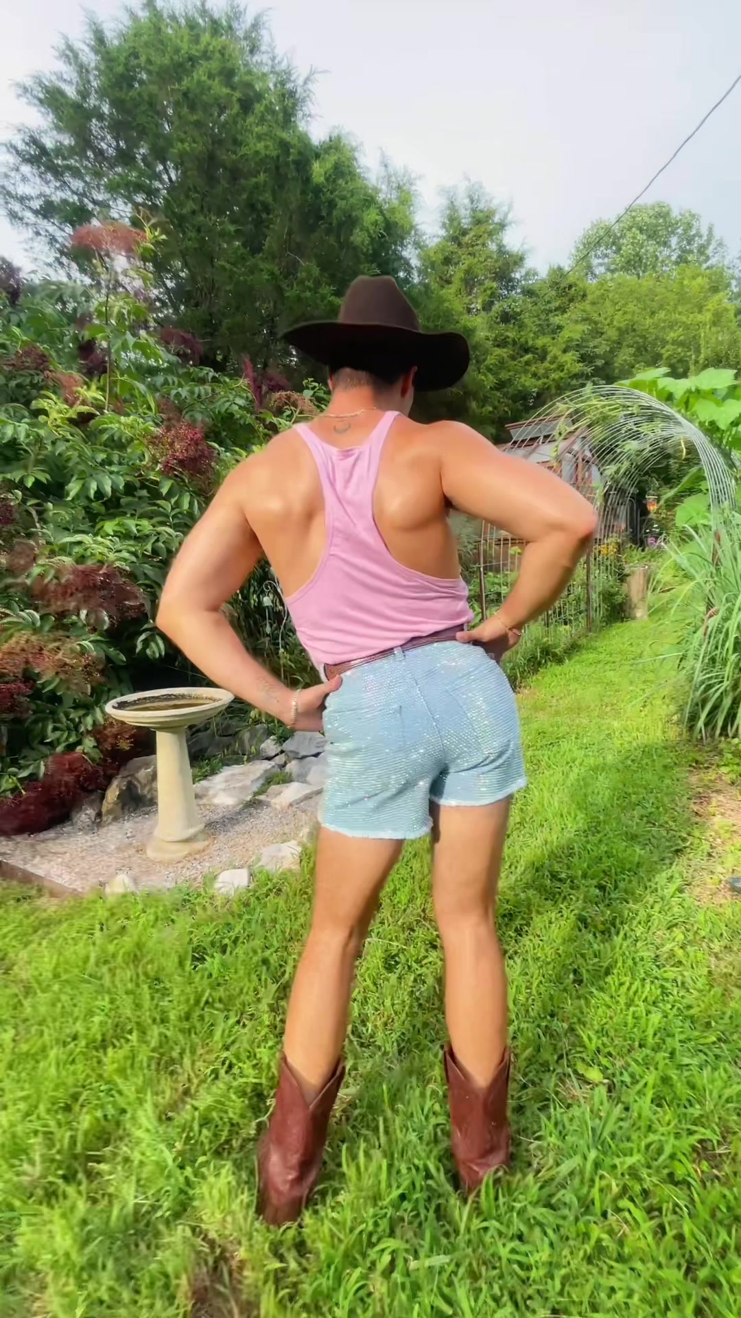 @redleafranch